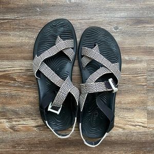 Chaco size 9 sandals